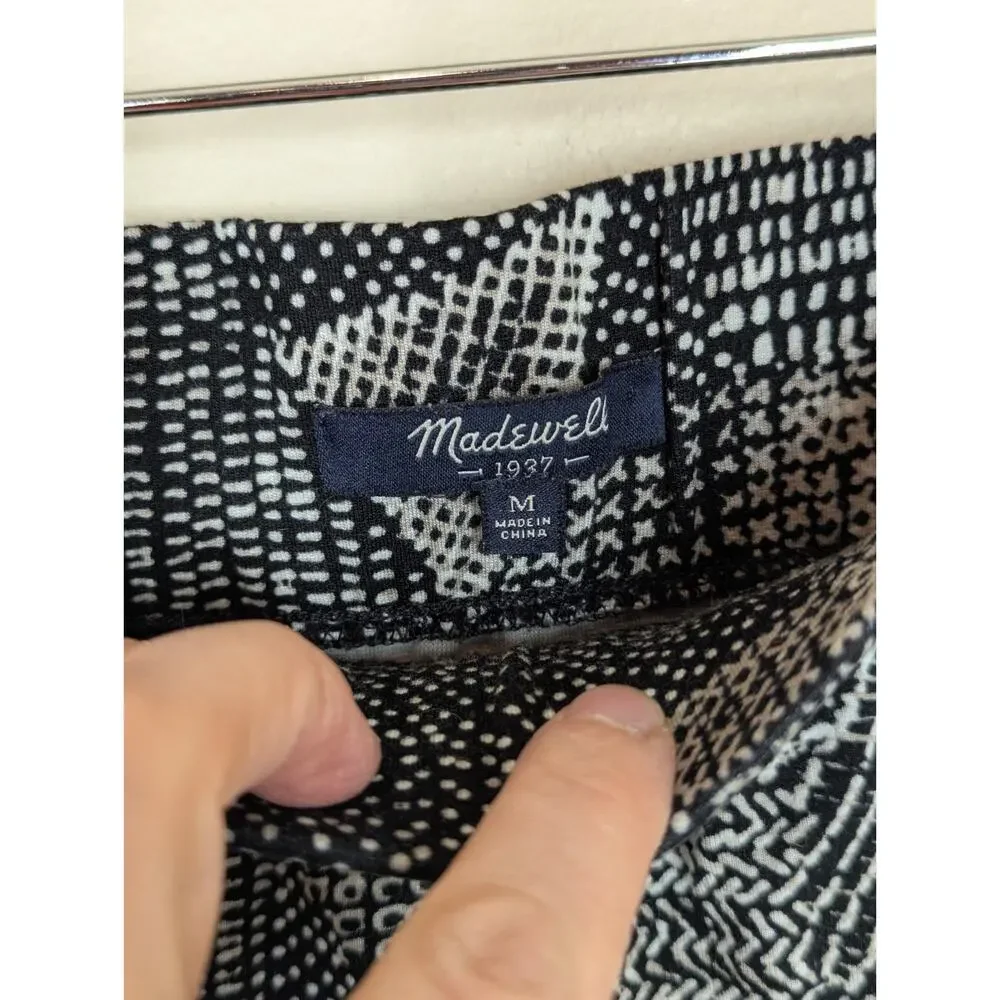 Madewell Downtown Skirt in Batik Size Medium Black Gray Geometric Print Pull On